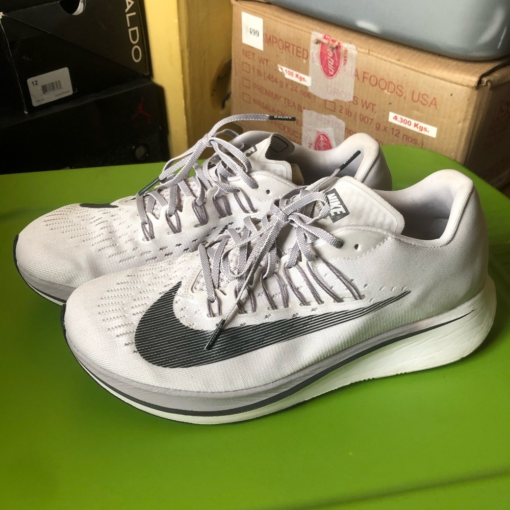 Nike Zoom Fly running shoes, Mens 11